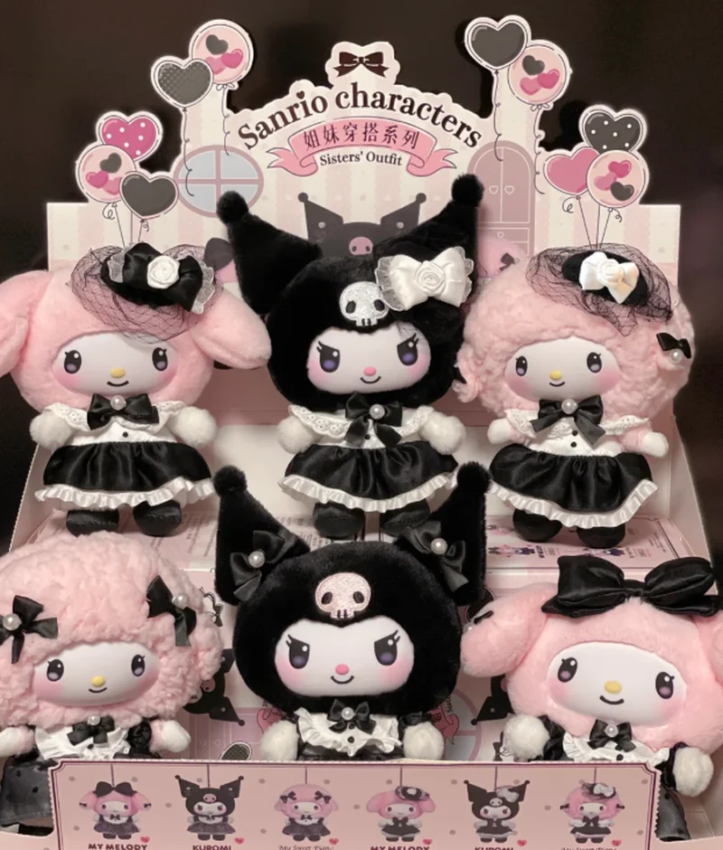 

Kuromi My Melody Family Sister Group Модная серия Виниловая глухая коробка Kawaii Модная игрушка в подарок Коллекционная фигурка Коллекционные предметы