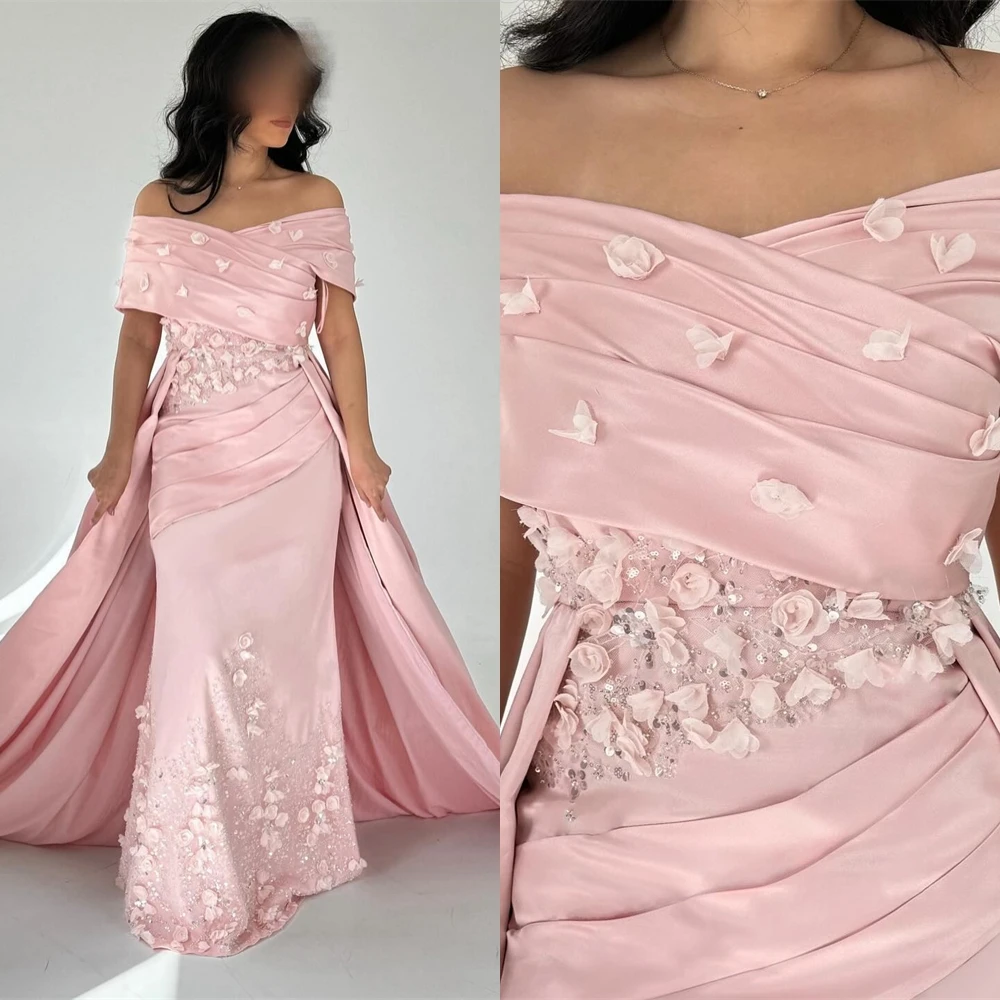 

Customized Exquisite Satin Boat Neck Evening Dress Delicate Court Train Prom Dresses Formal Crystal Special Occasion Gowns