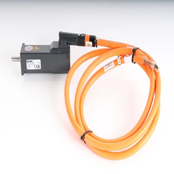 محرك Am8112-0f20-0000 مع كابل Zk4704-0421-2020 العلامة التجارية الجديدة الأصلية Spot Plc #1