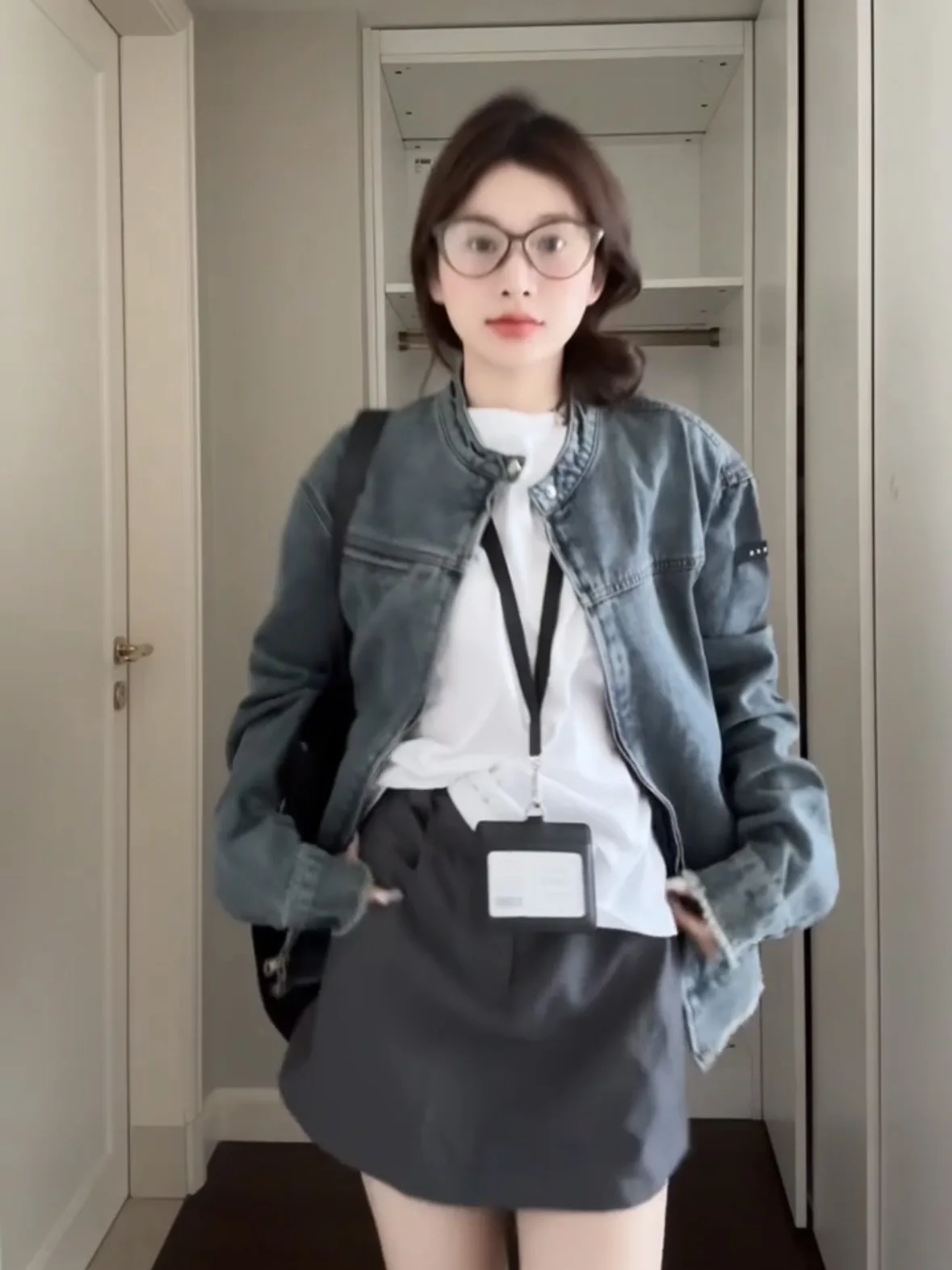 

Женские джинсовые куртки Женское пальто Y2K с отложным воротником на пуговицах и передним карманом Чистый простой базовый стиль Модная верхняя одежда с длинным рукавом