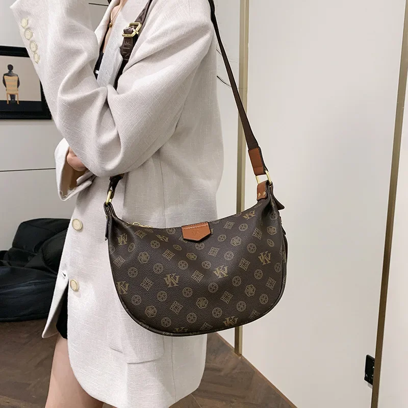 حقيبة كروس على الطراز الفرنسي الجديد لعام 2025 - محفظة ذات سعة كبيرة، حقيبة كتف كلاسيكية خفيفة الوزن بنمط مبطن