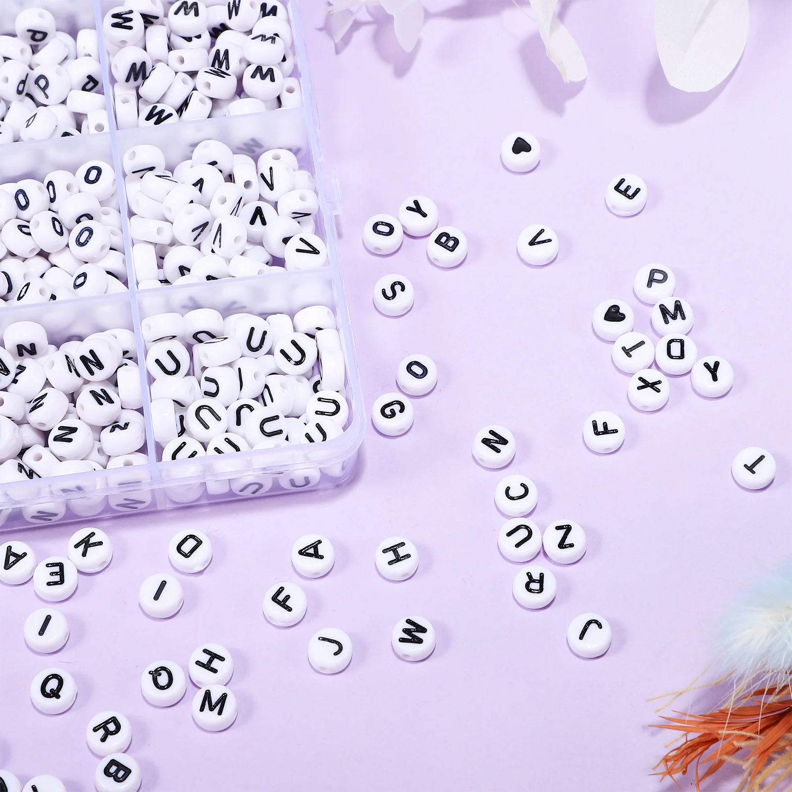 1 صندوق حروف الخرز البلاستيك الأبجدية 26 حرف DIY بها بنفسك صنع المجوهرات سوار رسائل الخرز للأساور رسالة حبة عدة