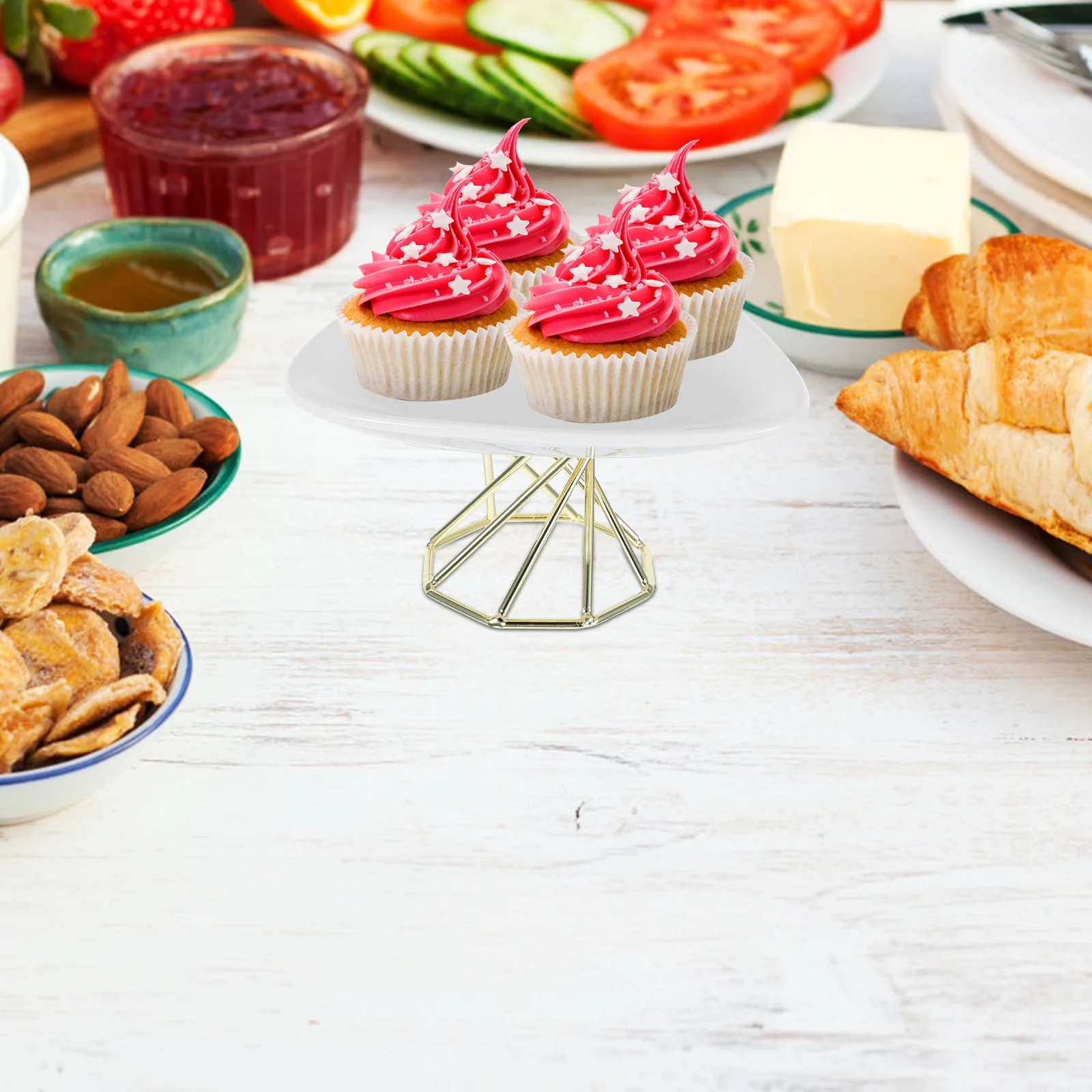 حامل كعكة سيراميك أنيق بتصميم قدمي مقاوم للحرارة للكعك والحلويات والمقبلات طبق تقديم الحفلات