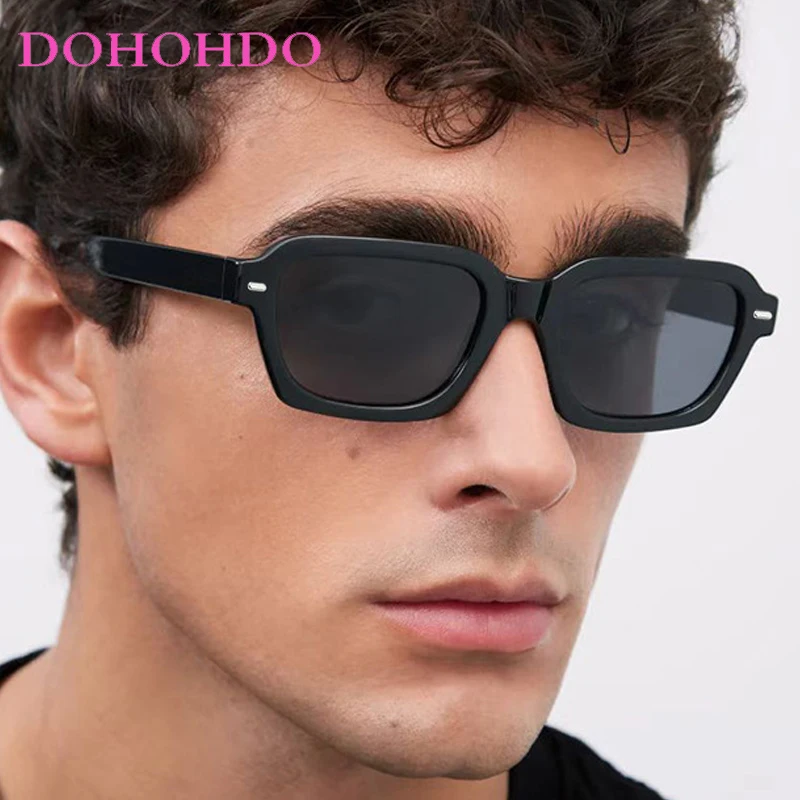 

Retro Trendy Rivets Square Sunglasses Women Men Fashion Luxury Brand Eyeglasses Outdoors Driving Sunglasses Unisex Lentes UV400
