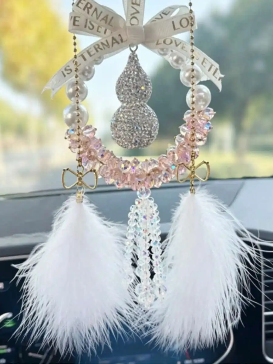 

Luxury Crystal Gourd Car Hanging Ornament With Feathers And Rhinestones For Rearview Mirror Decor