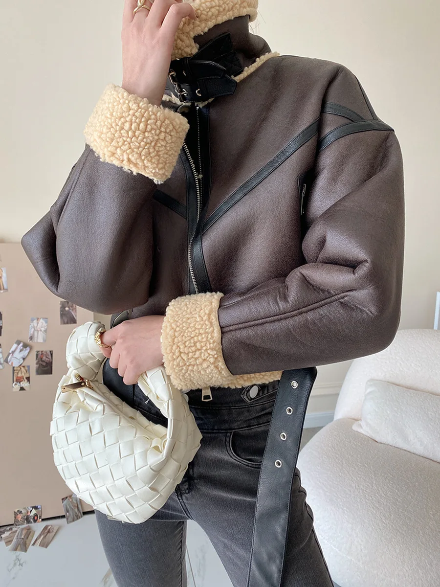 Casaco grosso quente do falso shearling feminino, casaco de manga longa vintage, outerwear de couro feminino, tops chiques, bainha do cinto, moda, 2022