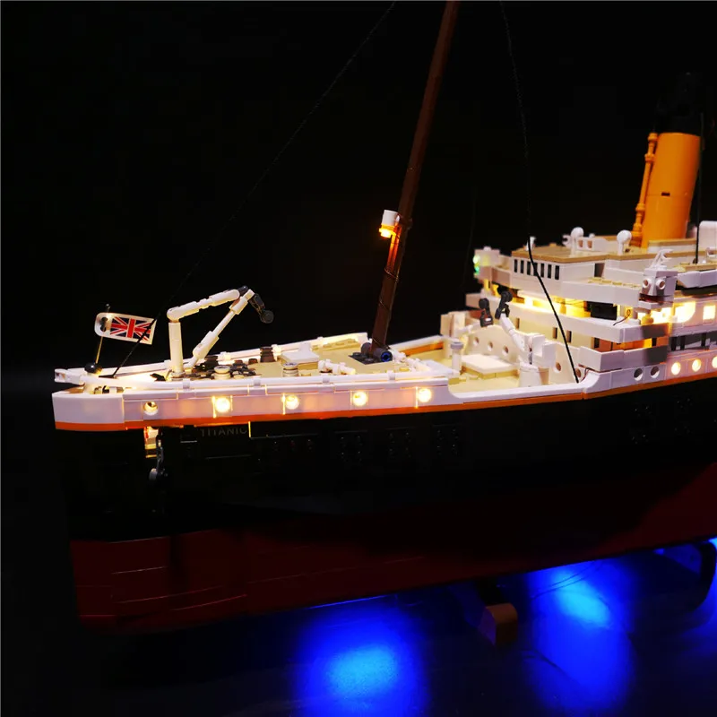 Titanic Lighting Set Tailored For 10294 Medieval Steam Boat Willie Giant Ship Not Include Building Block (Only Led Light Kit)