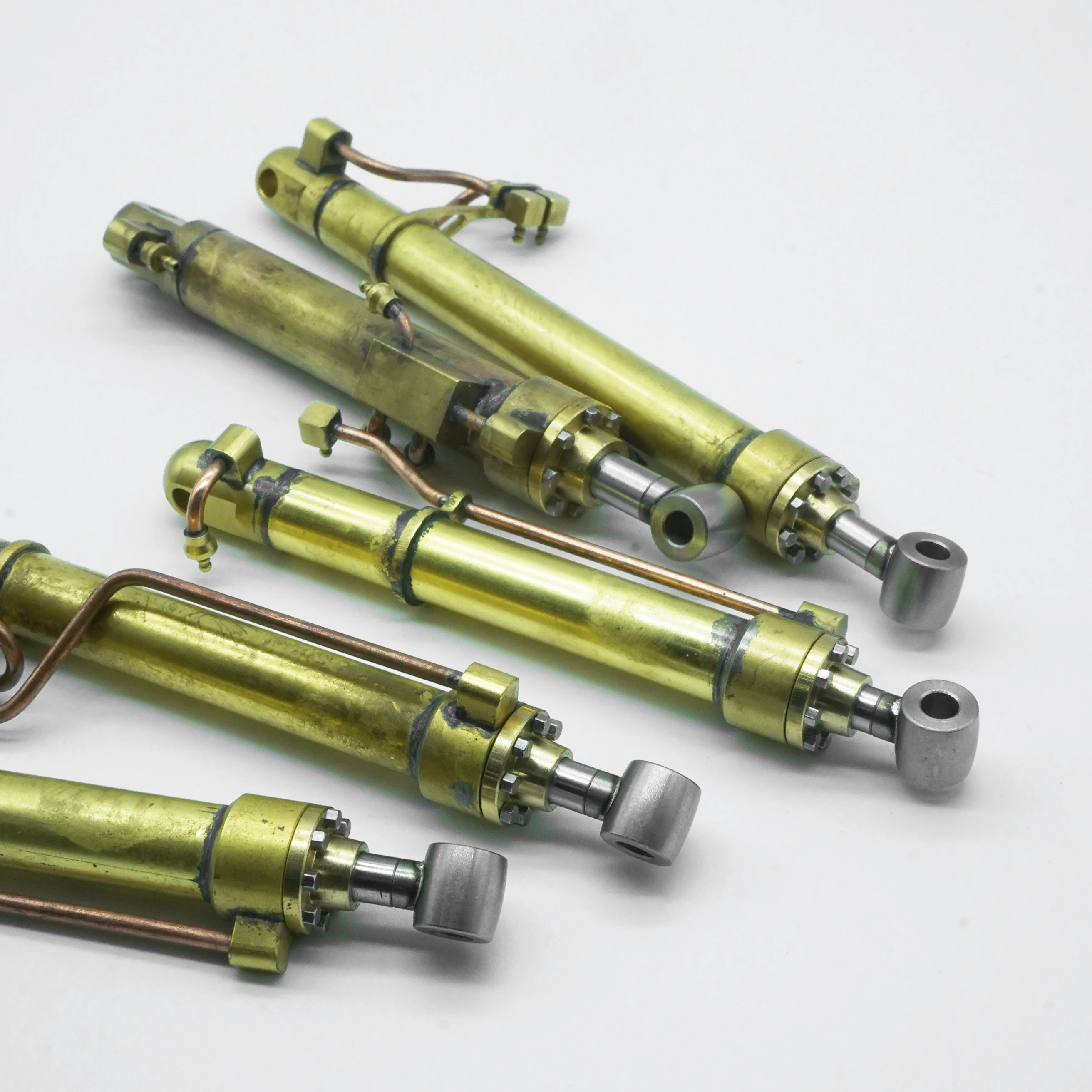 Mikrocylinder hydrauliczny koparki Super Frog 1/14 135.