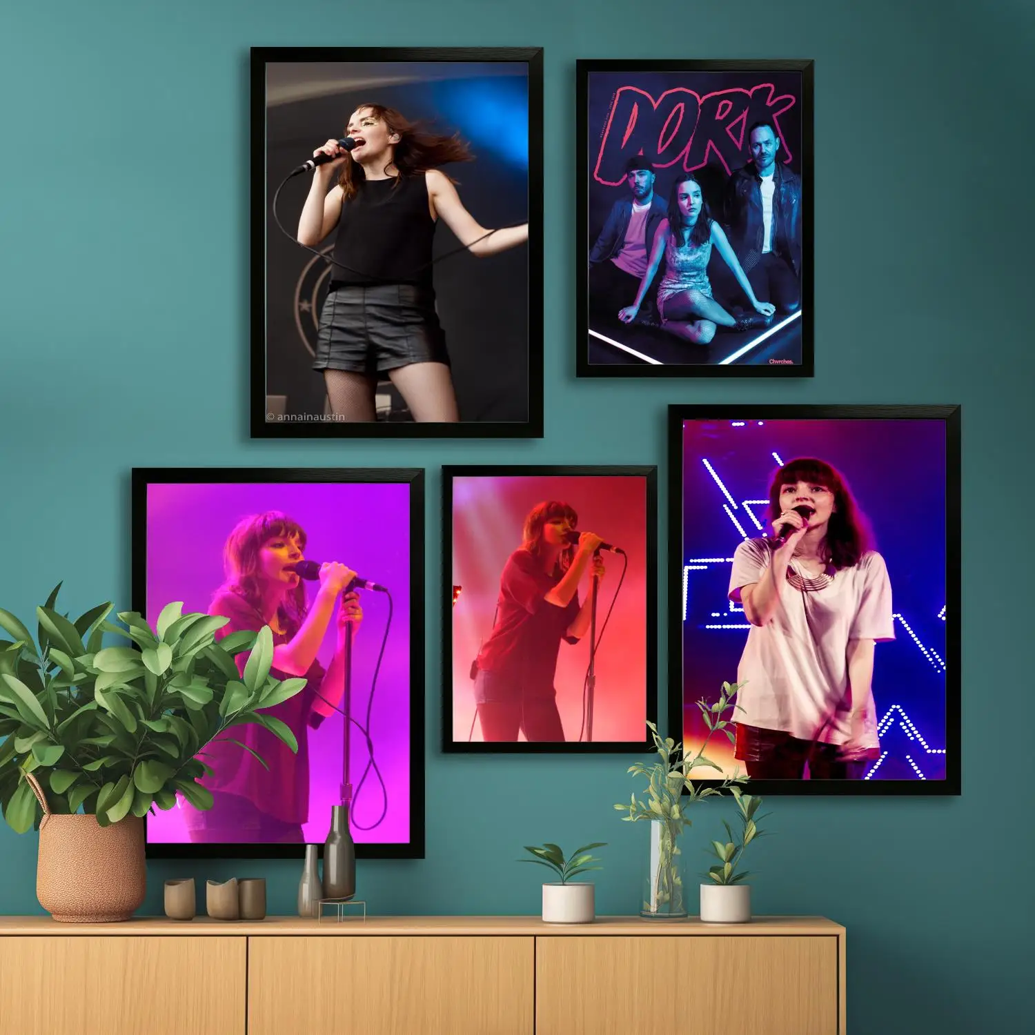 Chvrches Canvas Art Poster and Wall Art, Picture Print, Modern Family Bedroom Decor, Posters,Decorative painting