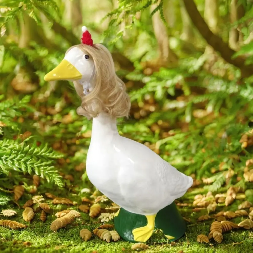 

Micro Landscape Resin Goose Figurine Lifelike Cute Animal Statue Simulated Desktop Ornament Flowerpot