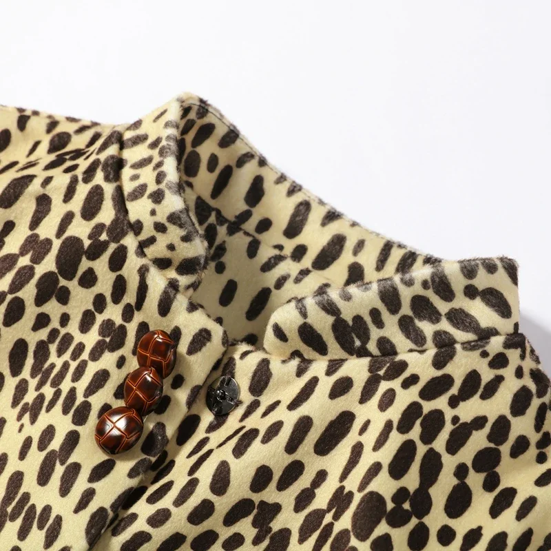 2026 Herbst Winter Sexy Leoparden-Fell-Patchwork-Jacke Damen Schick Langarm Bedruckt Schmal Geschnitten O-Ausschnitt Knopf-Mäntel Damen Oberbekleidung Neu – Detail 11
