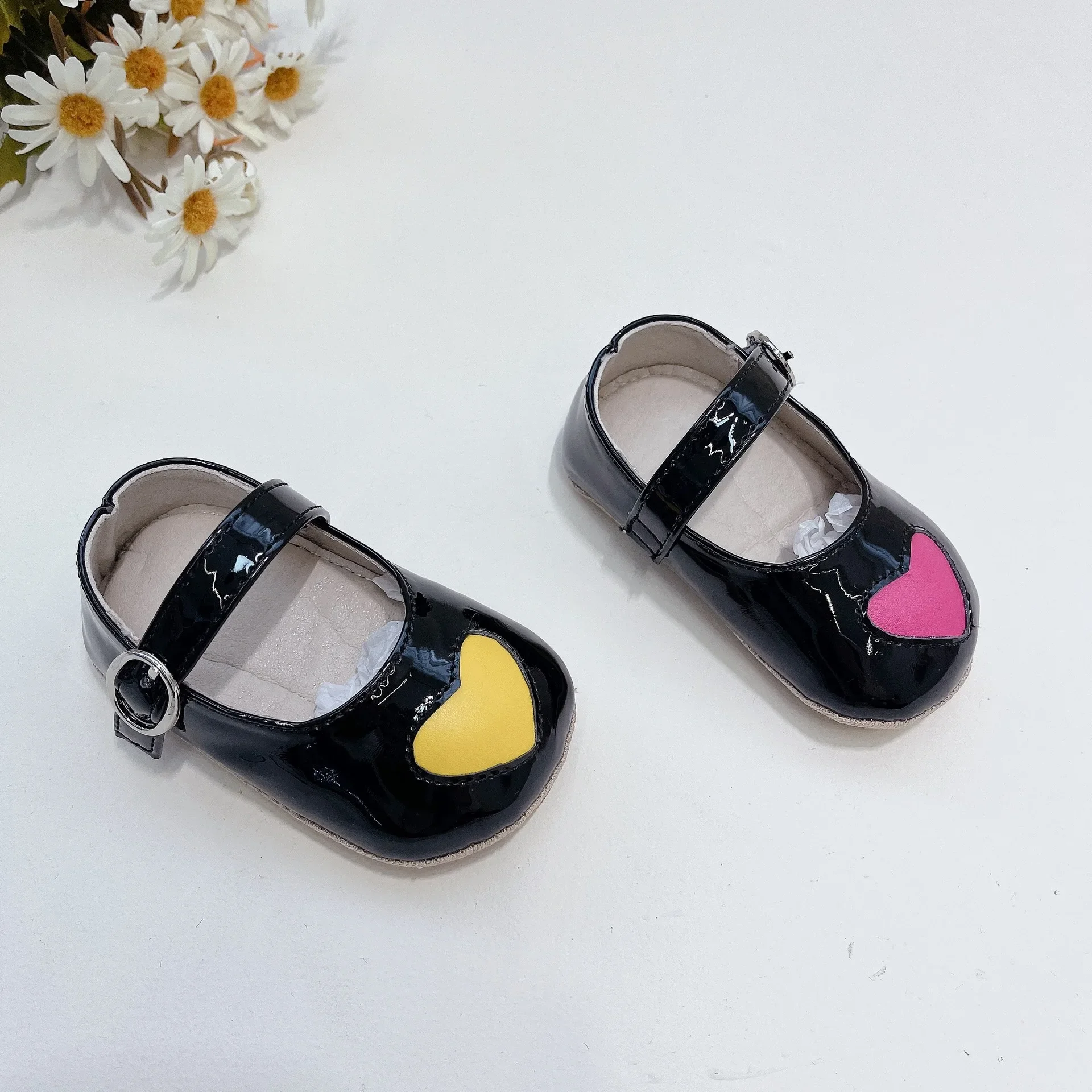 Baby 2024 primavera autunno scarpe in pelle New Toddler Soft Leather Baby Single Shoes Princess Sweet Casual Cute Shoes