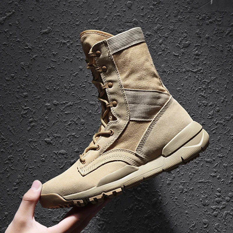 

Unisex High-Top Chunky Sole Platform Boots - Winter Couple Shoes in Black and White