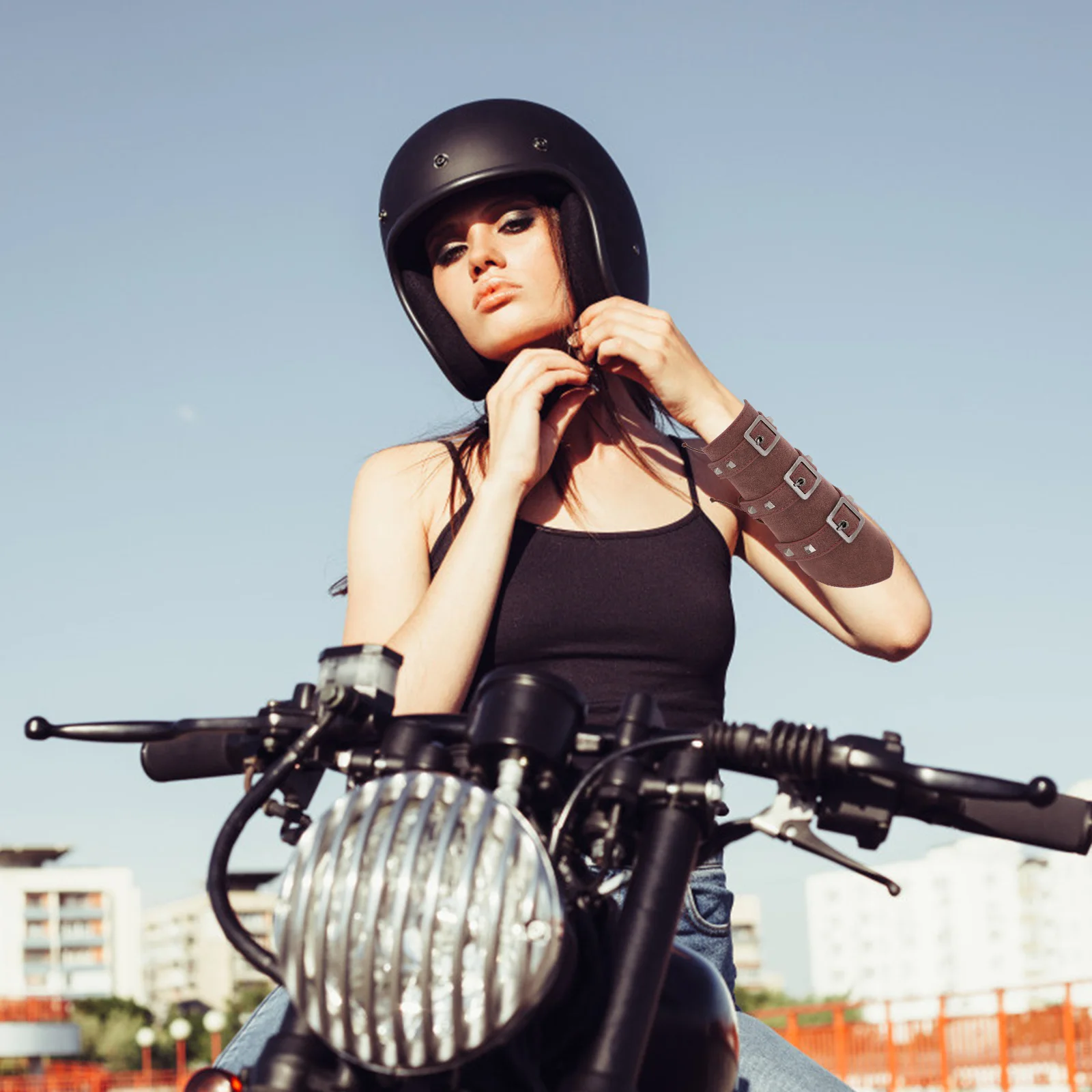 

Artificial Arm Guard Wristb Bracers Punk Riding Accessories Women Daily Wear Halloween Cosplay Costumes Gothic Apparel
