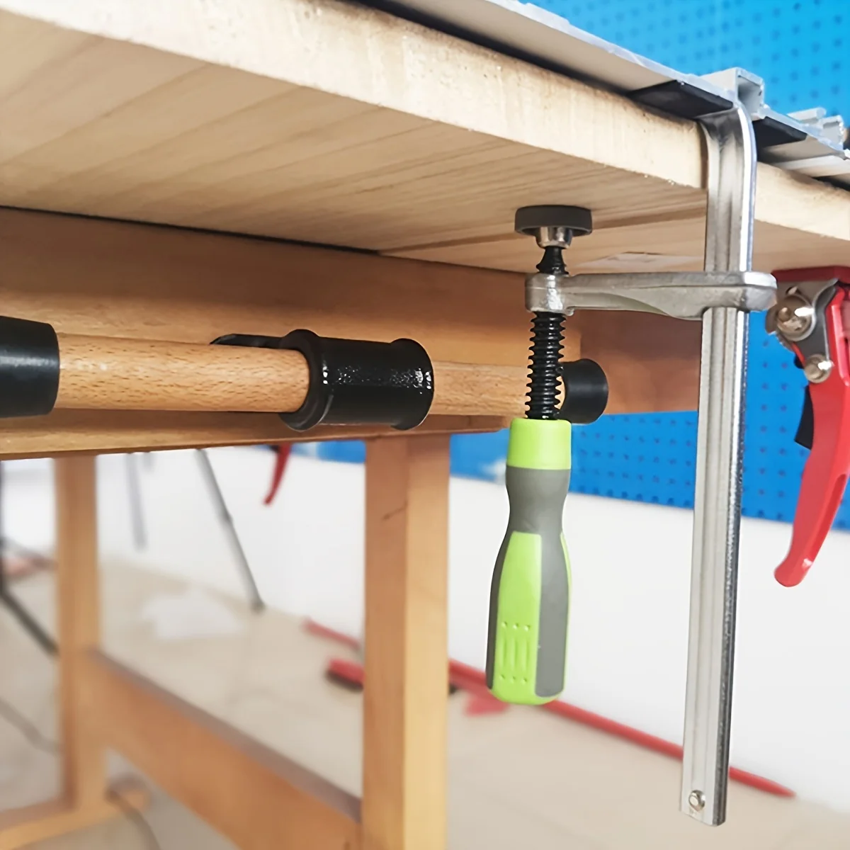 Clutch Style Bar Clamp - 12In 600 lb - Woodworking Clamp with Ergonomic Handle,Durable Cast-Iron Jaws & Serrated Rail