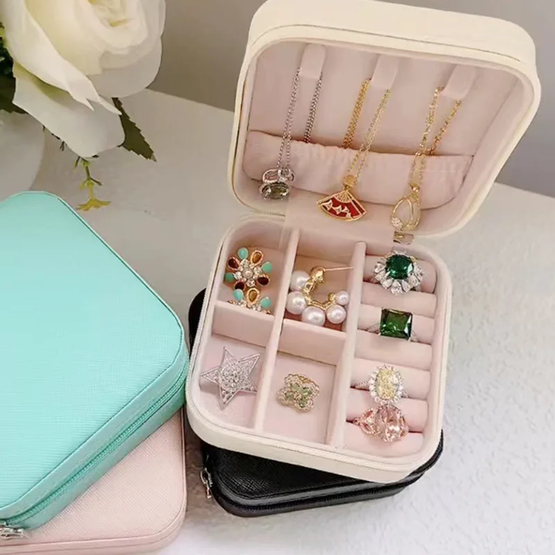 PU Travel Jewelry Case with Mirror Necklace Earrings Ring Organizer Display Boxes Leather Zipper Jewelry Storage Box Portable