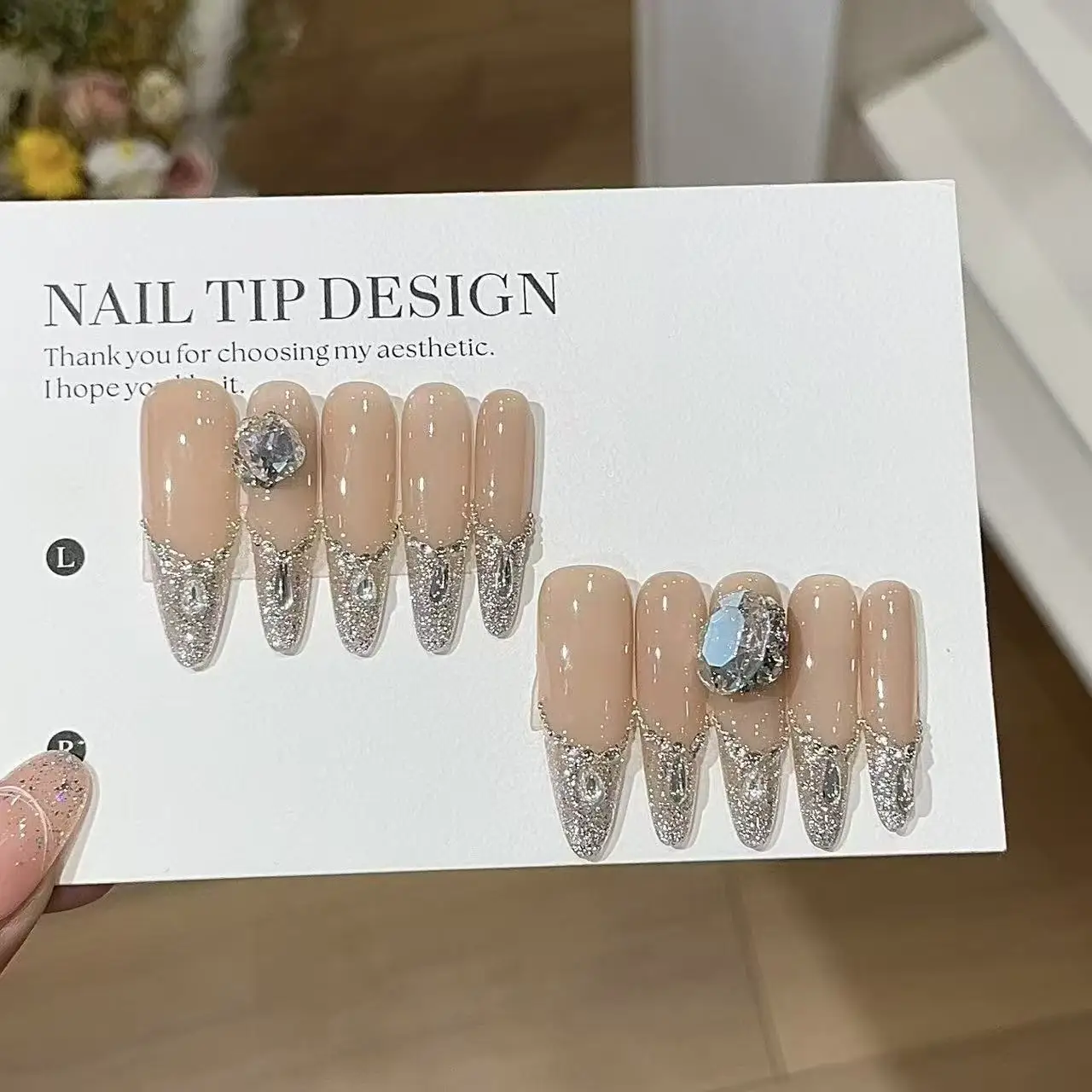 10 stuks high-end Elegante en lichte luxe stijl, met de hand geschilderde driedimensionale vierkante diamanten, oogverblindende stapeldiamanten handgemaakt