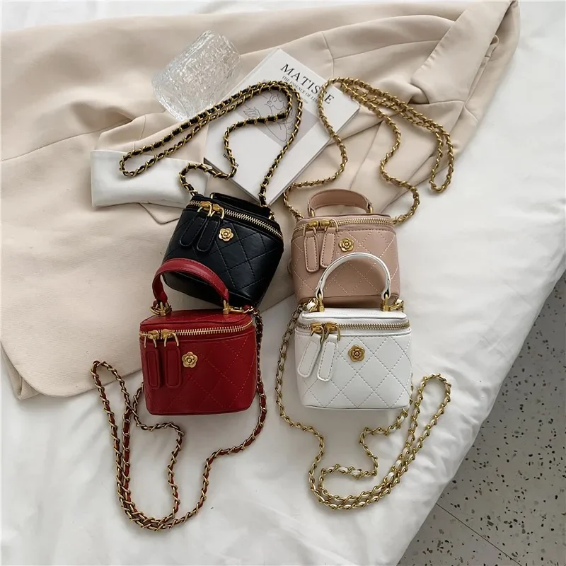 Сумка кросс-боди Женская соломенная, плетеный миниатюрный саквояж кросс-боди на цепочке, модный чемоданчик на плечо