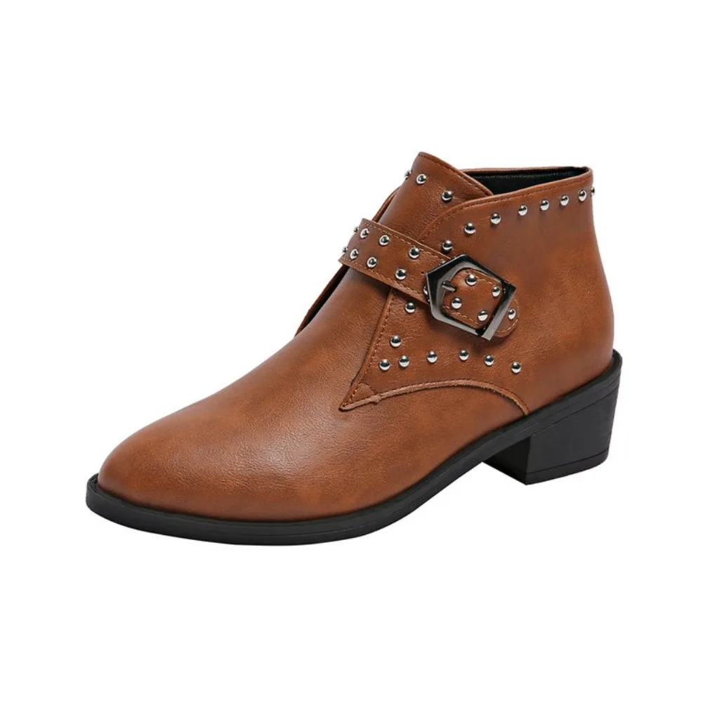 

Новинка 2025, женские кожаные ботинки челси в стиле ретро с острым носком на толстом каблуке, черно-коричневые современные туфли, ботильоны с заклепками и пряжкой на ремне
