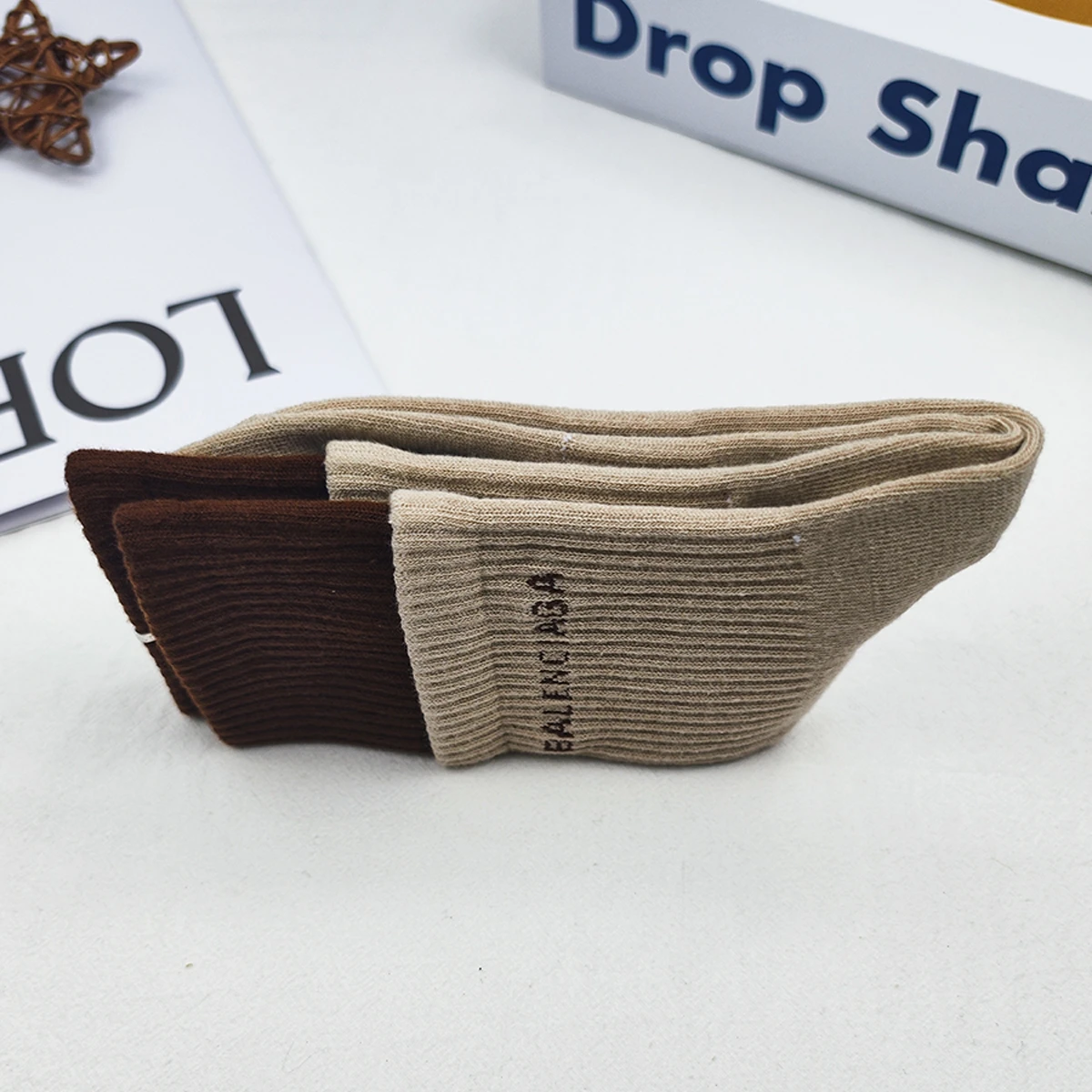 جوارب كاحل مضادة للبكتيريا للنساء ، جوارب مطاطية ، صخور يابانية ، هدايا رائعة ، لوح تزلج بيج ، نوم ، جوارب أنبوب جبسي ، بيج