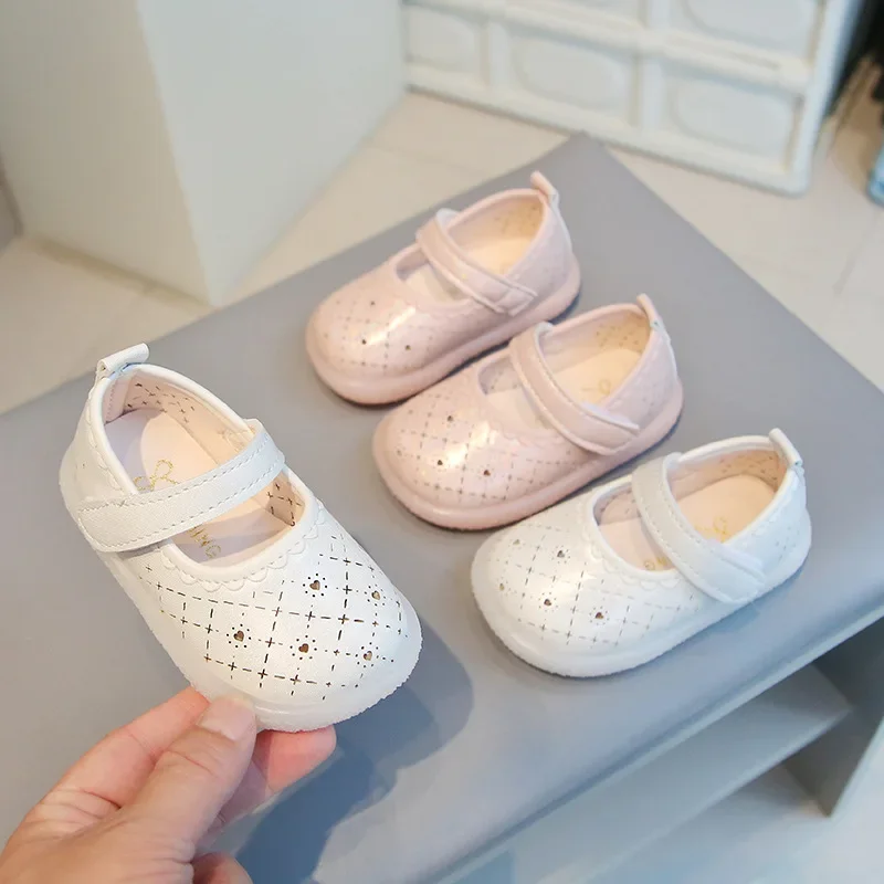

Girls Princess Shoes Sweet Trendy Kids Walking Shoes Round Toes Hollowed-out Love Heart 2025 Spring Autumn Baby Flats Non-slip