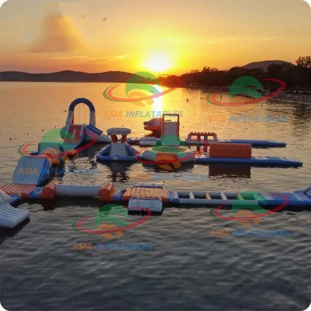 ألعاب Lake Giant المائية العائمة القابلة للنفخ/حديقة مائية جديدة للبيع