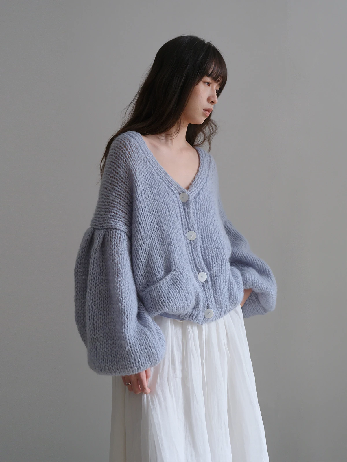 

Вязаный кардиган Healing Dopne синего цвета, ручной работы, универсальный, свободного кроя, с длинными рукавами, V-образным вырезом, для повседневной носки