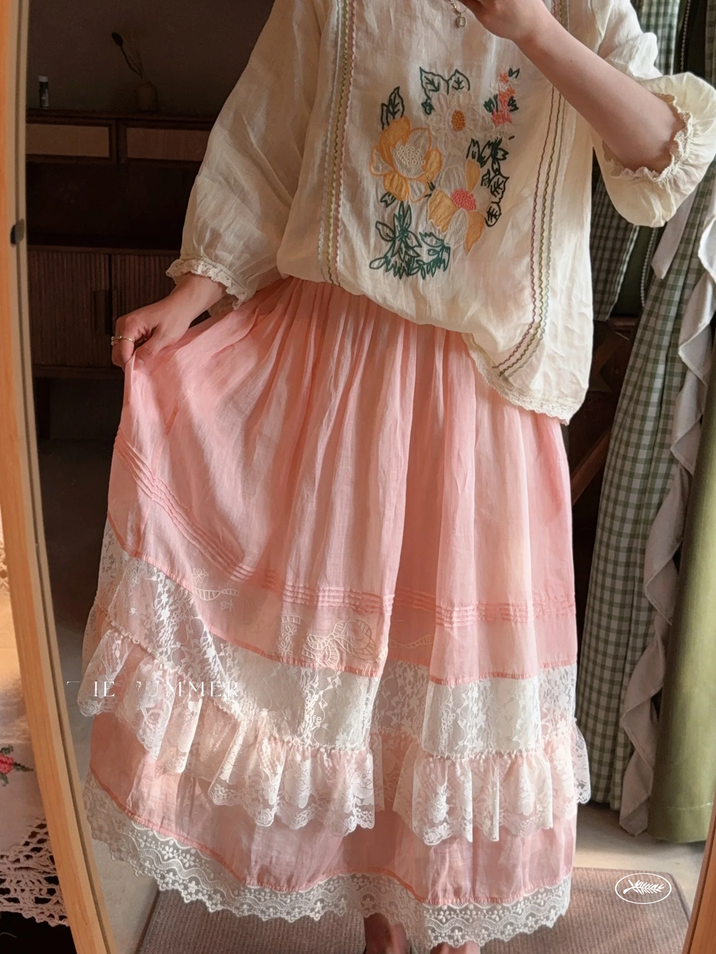 

Original Embroidered Linen Half Skirt Sweet Japanese Style Women's Long Dress with Lace And Lace Trim Elastic Waist Design