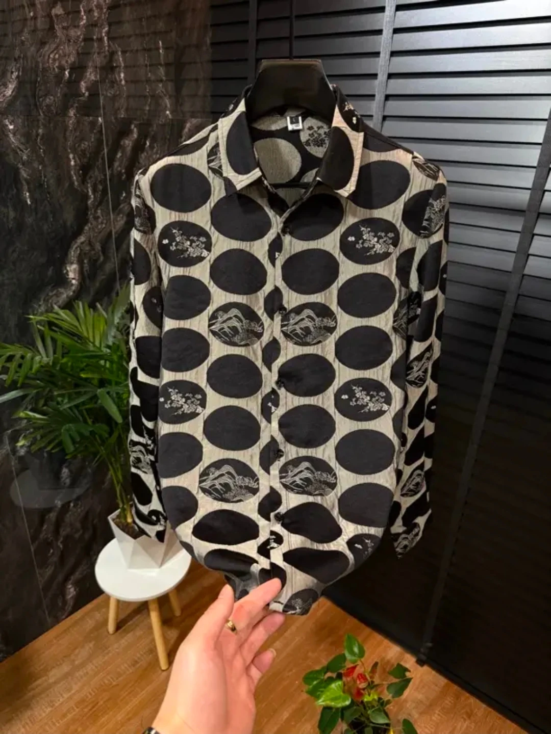 

High Quality Men's Long Sleeve Shirt Fashionable Urban Style Standard Fit Button up Casual Cool Business Shirt for Spring Summer