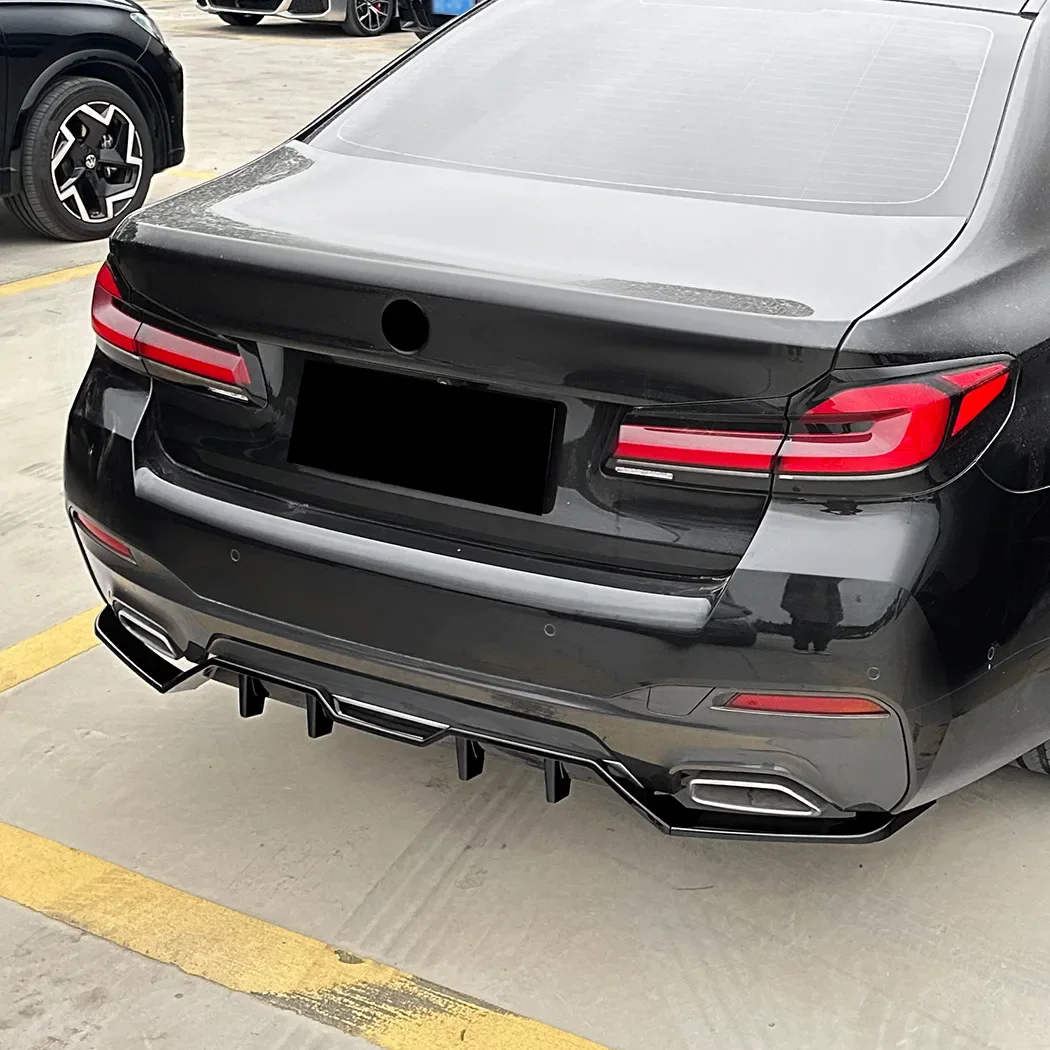 G30 LCI Rear Bumper Lip Splitter Diffuser Side Corner Protector Spoiler For BMW G30 LCI 520i 525i 530i 540i 2021-2023 M Sport