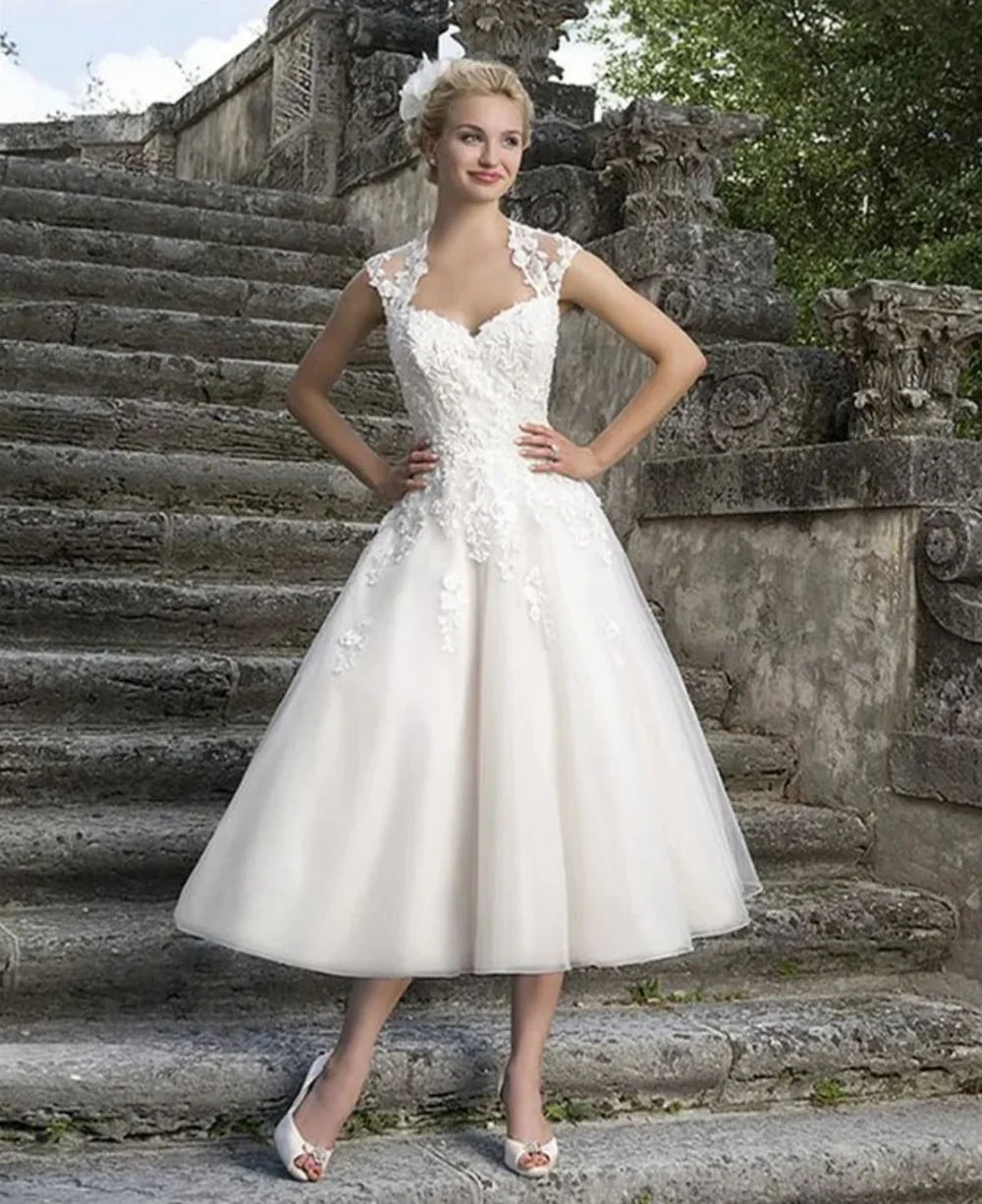 Vestidos de novia Summer Women abito da sposa Appliques di pizzo a-line abito da festa nuziale lunghezza del tè abito da sposa abito da ritorno a casa