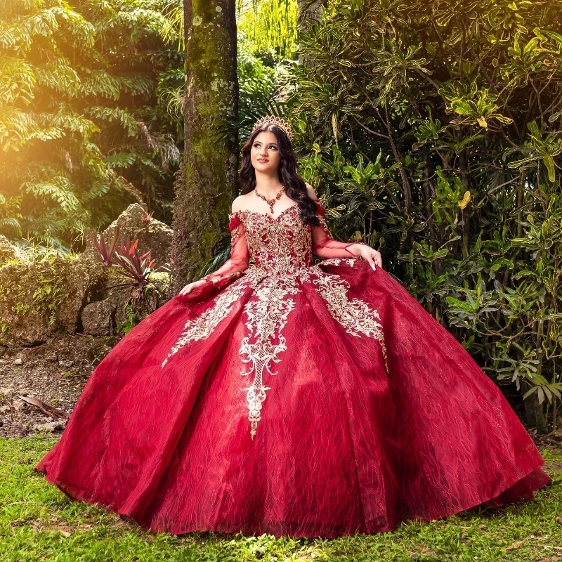 

Красное бальное платье Quinceanera с открытыми плечами и золотистой аппликацией, кружевное, бисером, мексиканское, с длинным рукавом, милое, 16, 15 лет