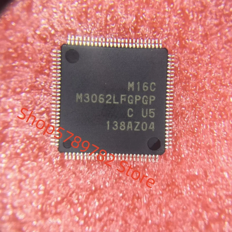 1pcs    M3062LFGPGP  CU5      LQFP100