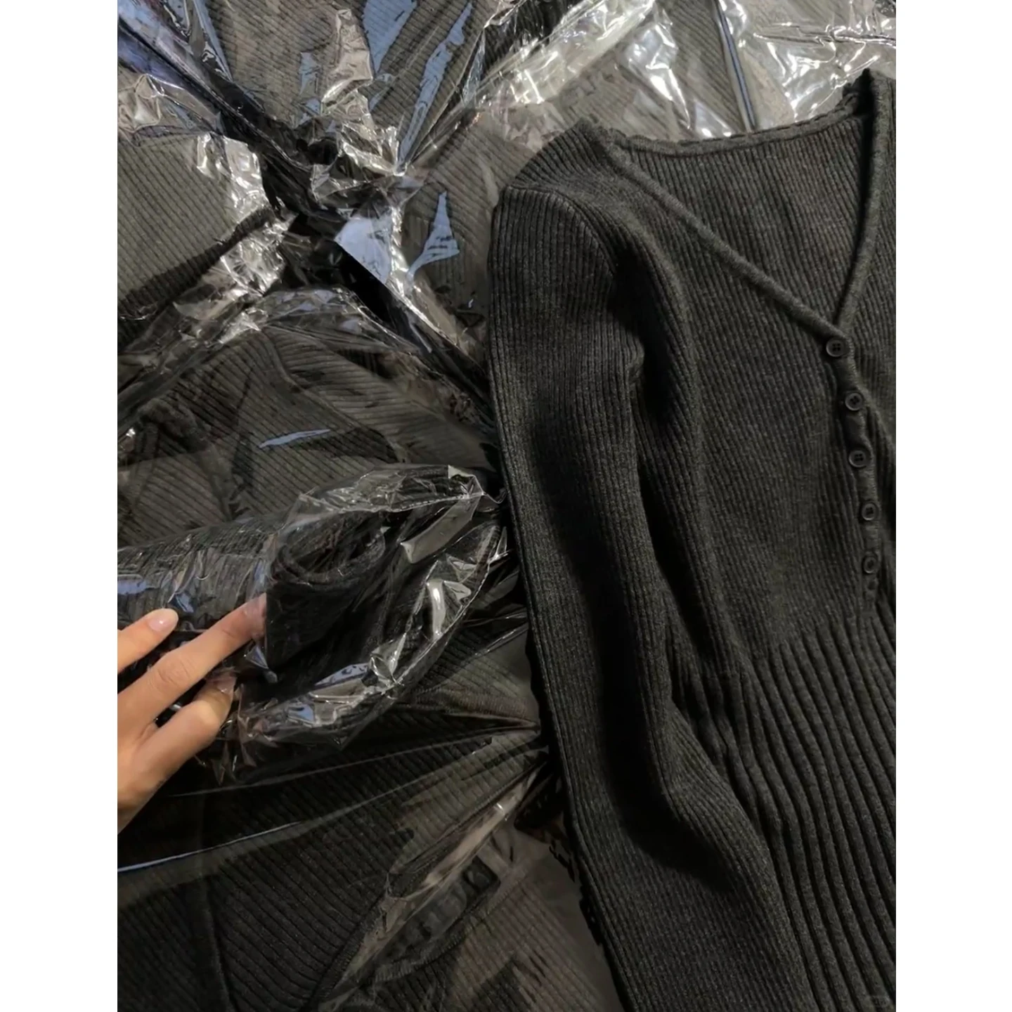 Camisola de malha feminina pullovers nova manga longa com decote em v preto camisola de malha pulôver feminino topos malhas sueters de mujer q976