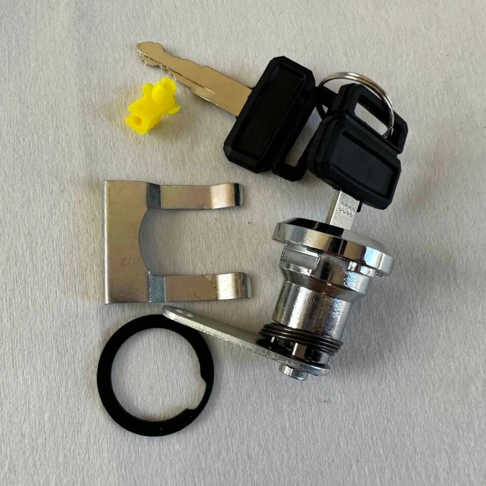 1pc Cab Door Lock Cylinder for Doosan Excavator Daewoo 80/150/220/225/300-5-7-9