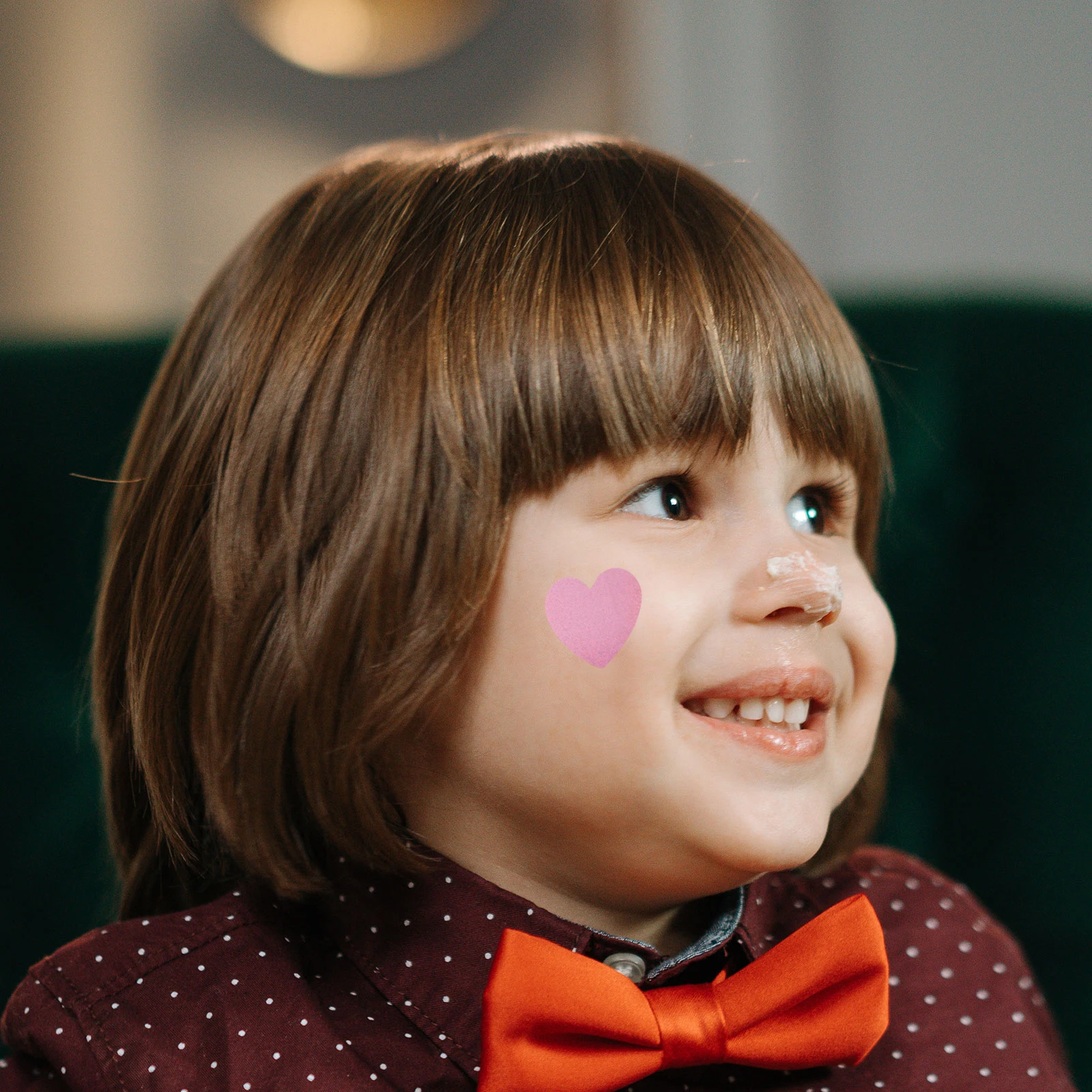 

500pcs Heart Stickers Cute PVC Tanning Labels Waterproof Easy Apply Children Adults Family Valentine