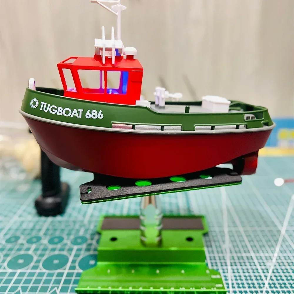 

2.4g 1:72 Simulation Red Fire Boat Remote Control Tugboat Model Decorated Fishing Boat Water Toy Boat Model For Boys And Childre