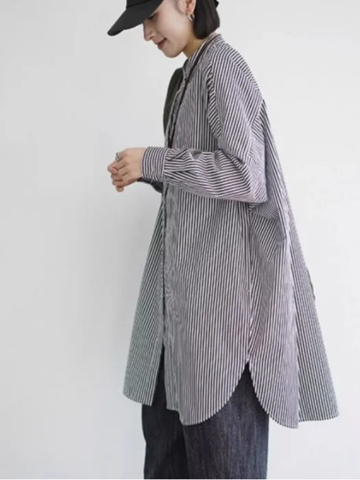 

Повседневная свободная женская рубашка из мягкой, приятной к телу ткани с полосатым узором, средней длины, в полоску, на пуговицах, для повседневной носки