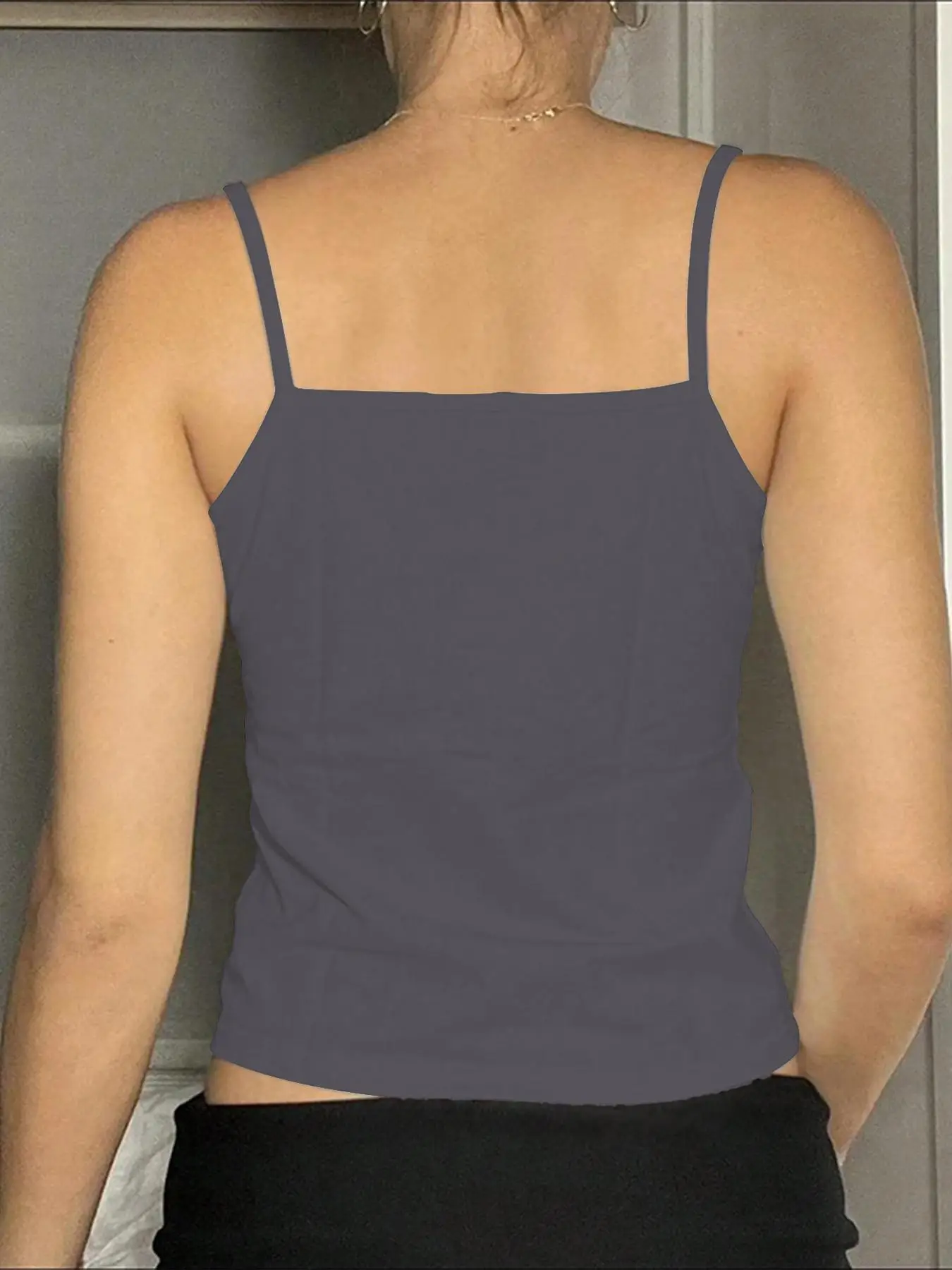 Women's Solid Color Strapless Tank Top Casual Sleeveless Top with Button Detail Suitable for All Seasons Women's Strap Tank