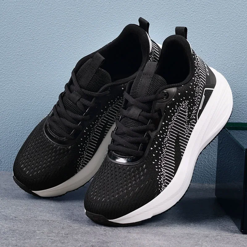 

2025 Удобная тканая мужская и женская обувь большого размера, дышащие кроссовки для бега, весна-лето 2025 года, мягкая сетчатая подошва
