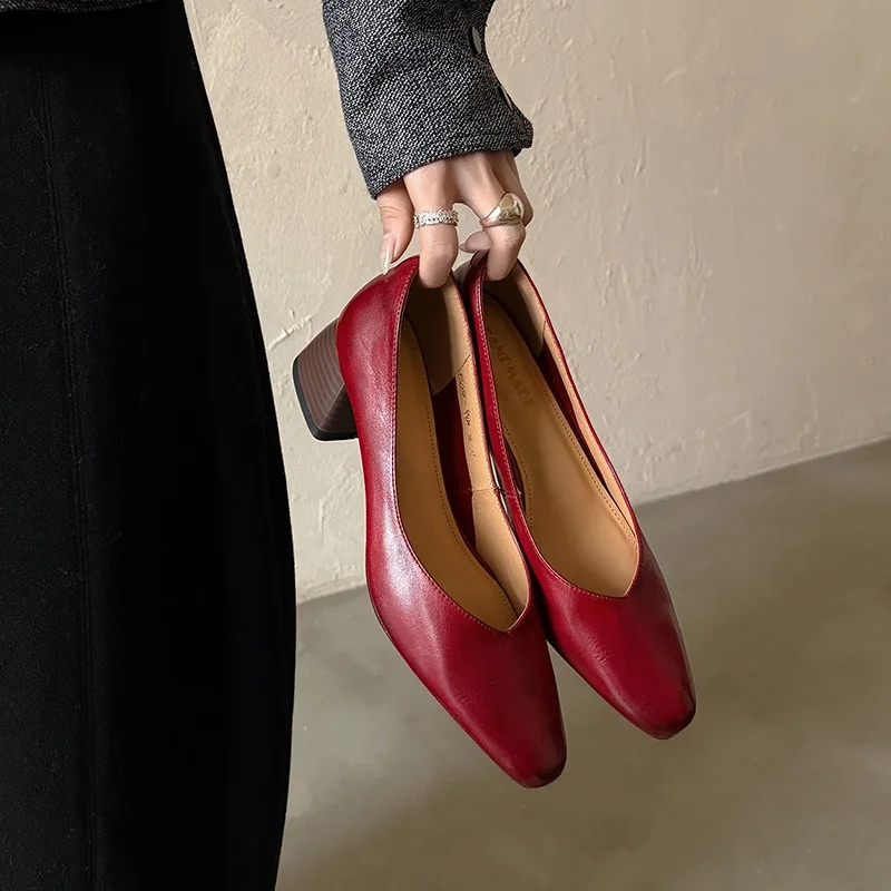 

Women's Genuine Leather Pumps Beige Heels Comfortable and Elegant Designer Ladies Slip-on Woman Luxury 2026 Thick Heel Shoes