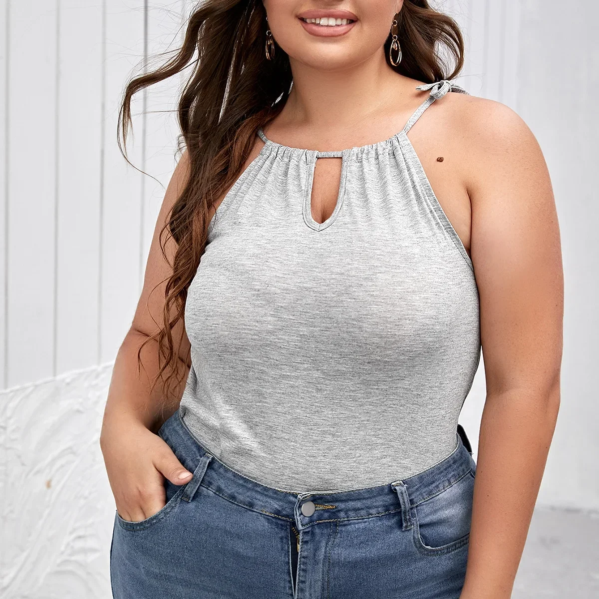 

Plus Size Sexy Hater Neck Summer Casual Top Women Tie Detail Keyhole Front Work Office Tank Female Large Size Street Beach Cami