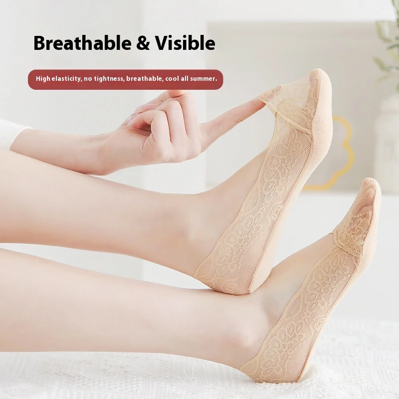 Women's shallow mouth invisible boat socks that don't fall off and absorb sweat in summer, thin lace summer anti slip socks