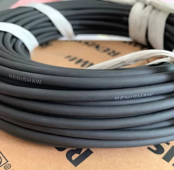 

RENISHAW Encoder Readhead Extension Cable - 8/12 Core Shielded Wire for Precision Measurement