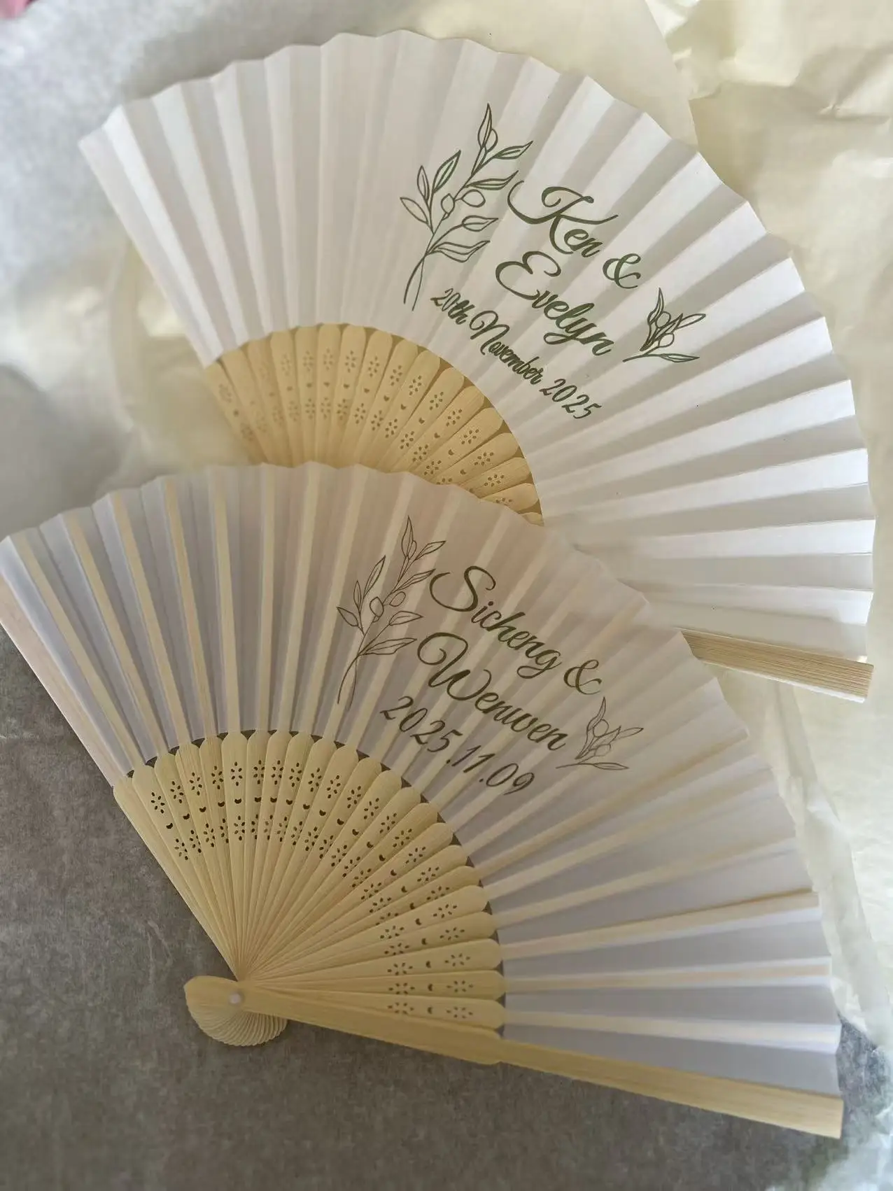 100Pcs Personalized Bamboo Folding Hand Fan Print Photos on Fabric for Promotion Art Activity Custom Fan for Anniversary Party view 5