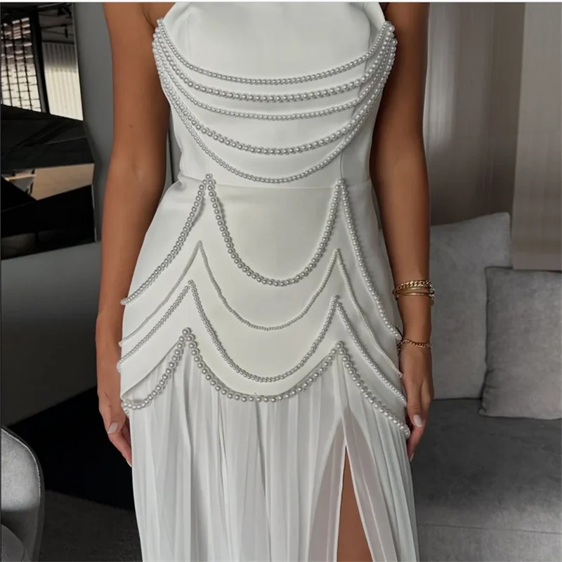 Robe de soirée personnalisée avec perles blanches, fente latérale, sans bretelles, dos nu, sans manches, longueur au sol, robe de bal, 2026 ﻿