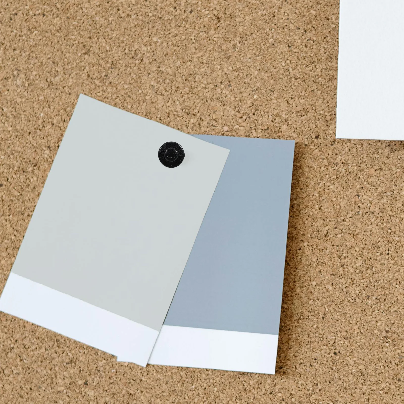 

30Pcs Zinc Alloy Heart Hook Thumb Tacks Decorative Pins for Wall Hanging Corkboard Photos Posters Thumbtacks for Wall