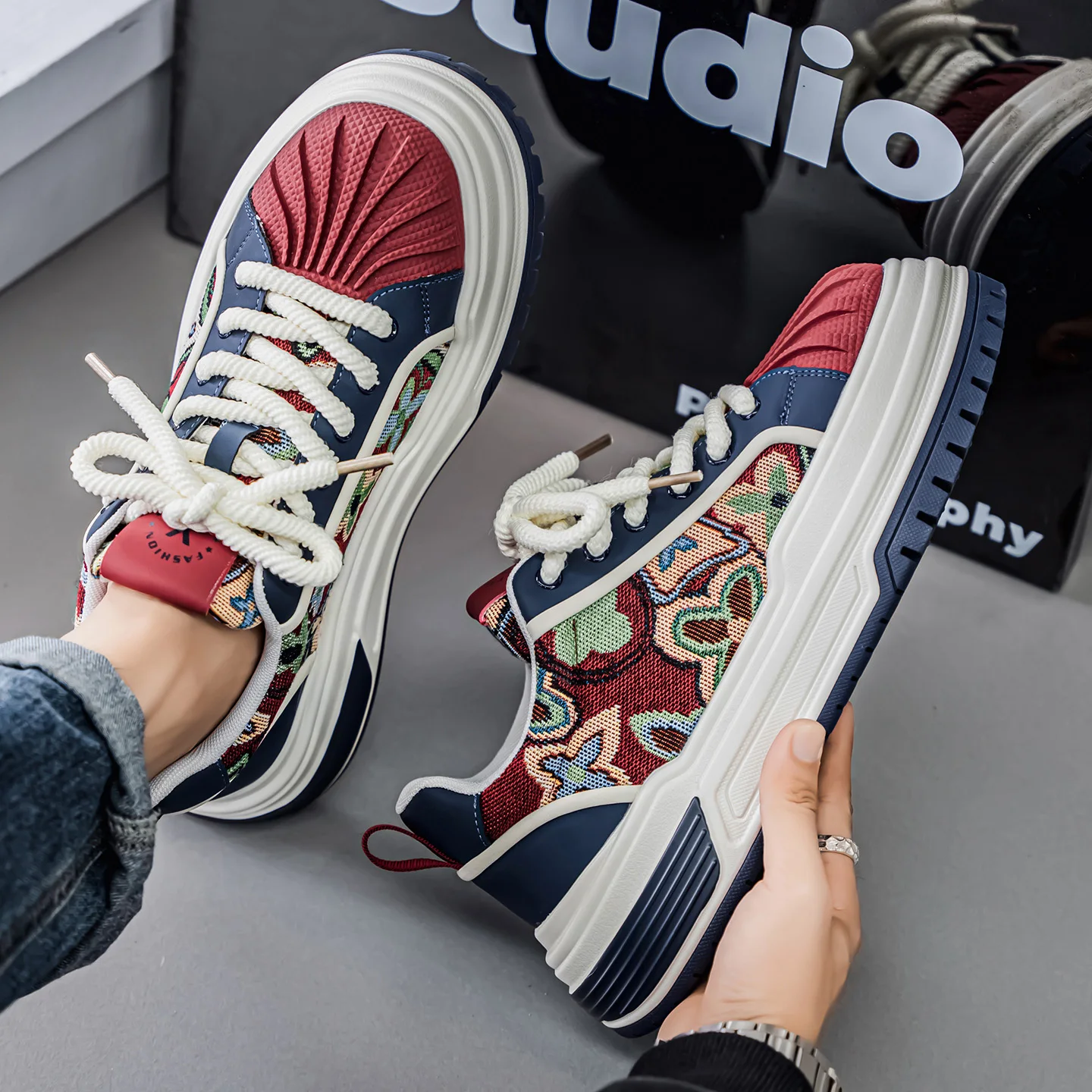 

Men's Fashionable Sporty Casual Work Shoes with Thick Heel Head Board Winter Leisure Workout Trendy Shoes MPPMCK