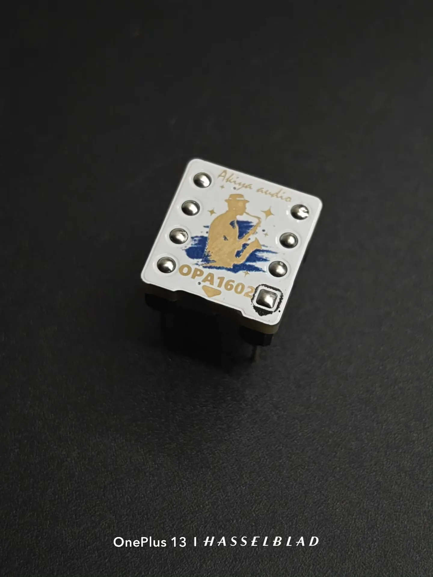 OPA1602 bipolar ultra-low distortion audio op amp, exclusive tuning version is priced as a single one.