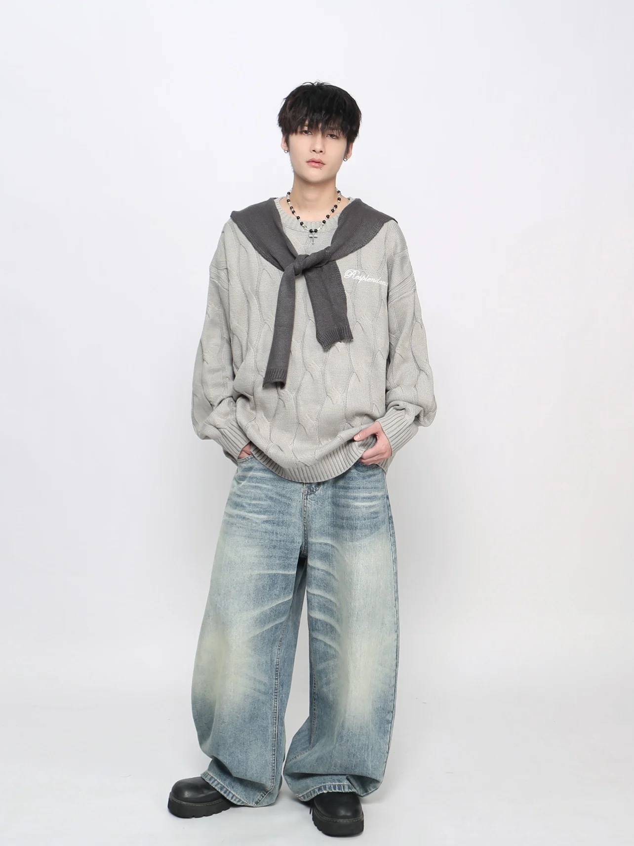 2025 Autumn Winter American Style High-End Men's Gray Shawl Knitted Top Loose Retro Casual Couple Pink Crew Neck Sweater